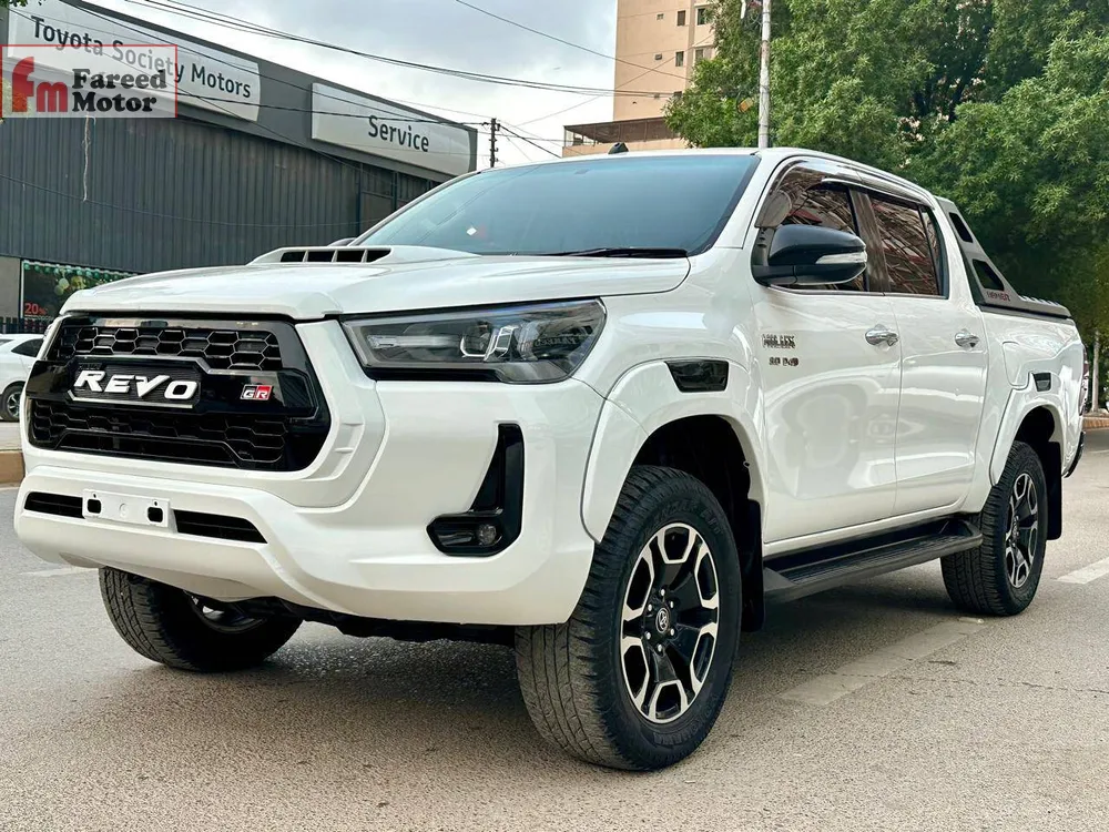 Toyota Hilux 2016 for Sale in Karachi Image-1