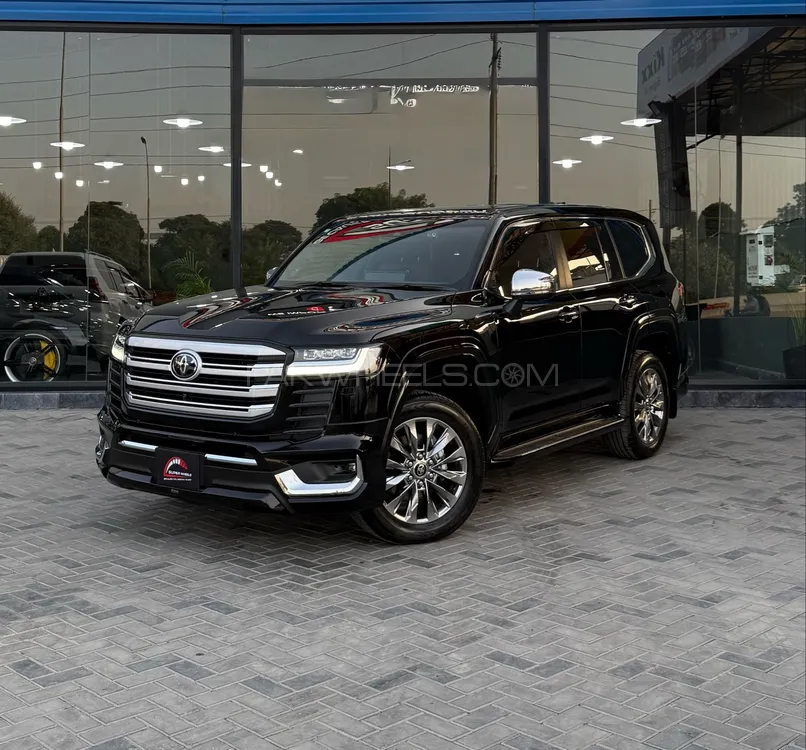 ٹویوٹا لینڈ کروزر 2022 for Sale in لاہور Image-1