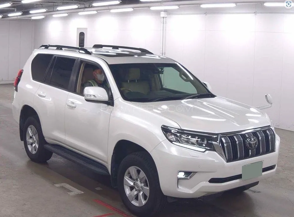 Toyota Prado 2021 for Sale in Karachi Image-1
