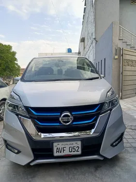 Nissan Serena HIGHWAY STAR 2018