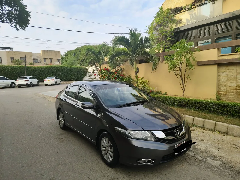 Honda City 2017 for Sale in Karachi Image-1