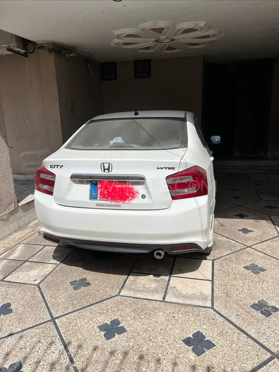 Honda City 2017 for Sale in Faisalabad Image-1