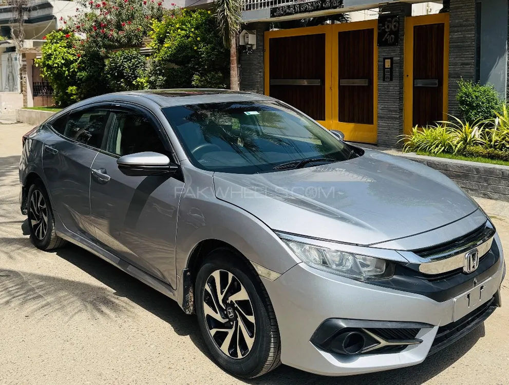 Honda Civic 2018 for Sale in Karachi Image-1