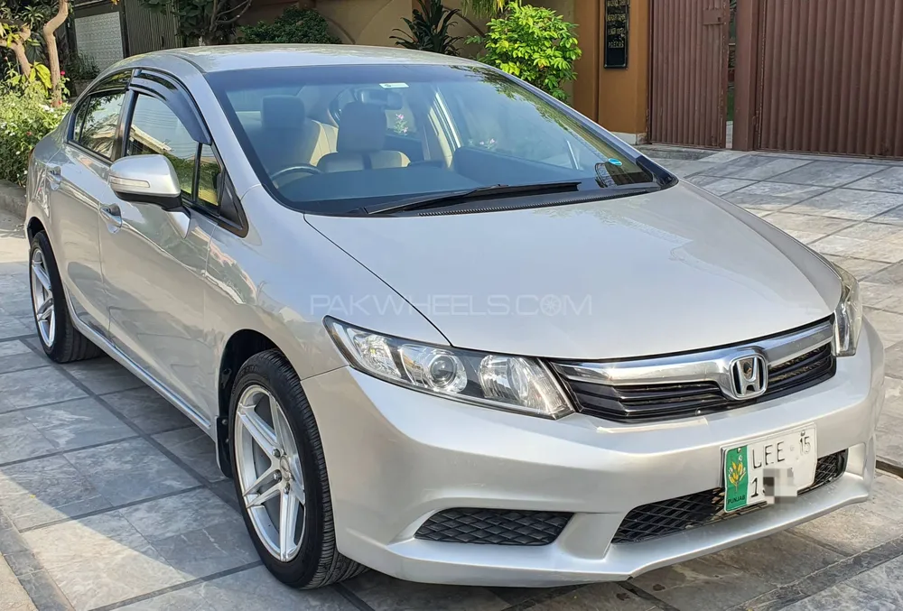 Honda Civic 2015 for Sale in Lahore Image-1