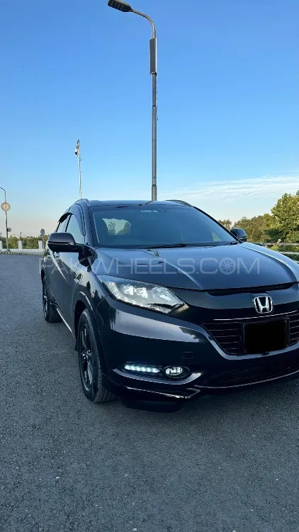 Honda Vezel 2015 for Sale in Rawalpindi Image-1