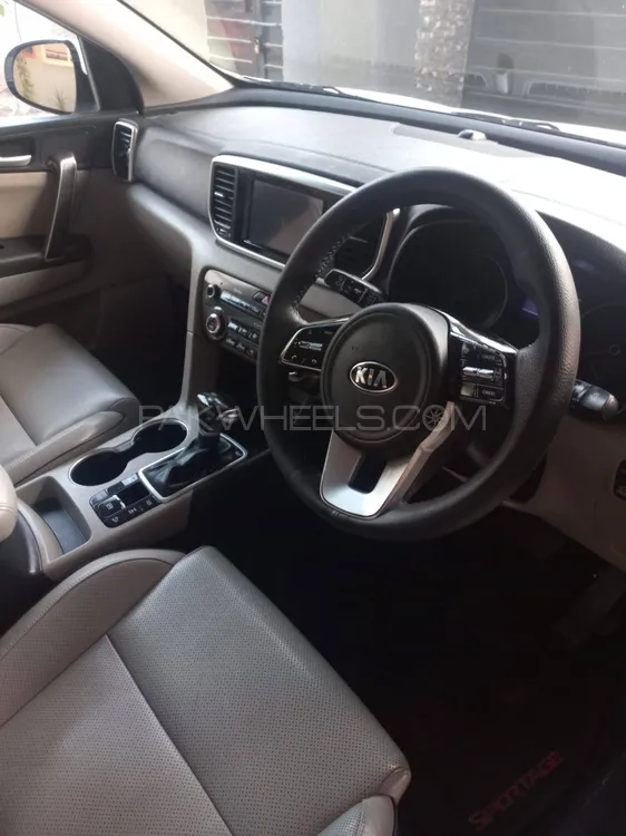 KIA Sportage 2020 for Sale in Chakwal KIA Sportage 2020 for Sale in Chakwal Image-12