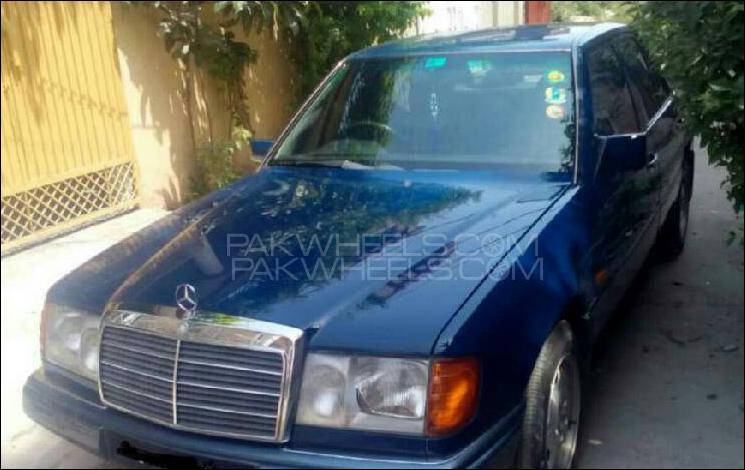 Mercedes Benz E Class 1990 for Sale in Rawalpindi Image-1
