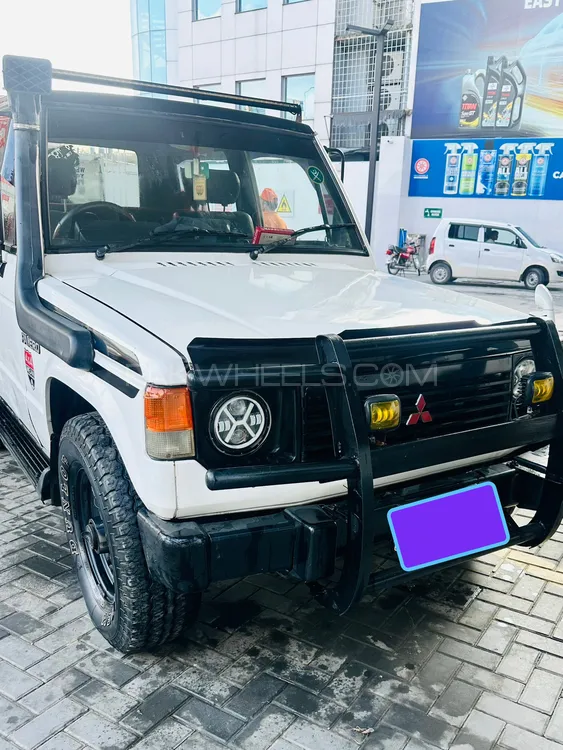 Mitsubishi Pajero 1984 for Sale in Lahore Image-1