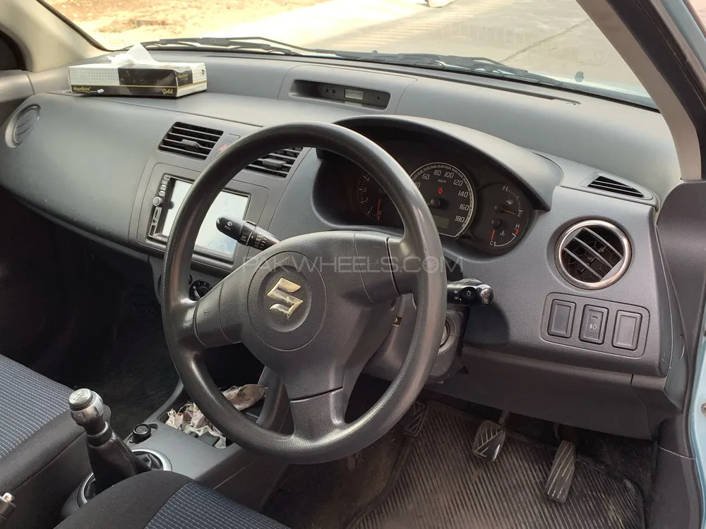 Suzuki Swift 2010 for Sale in Gujranwala Image-1