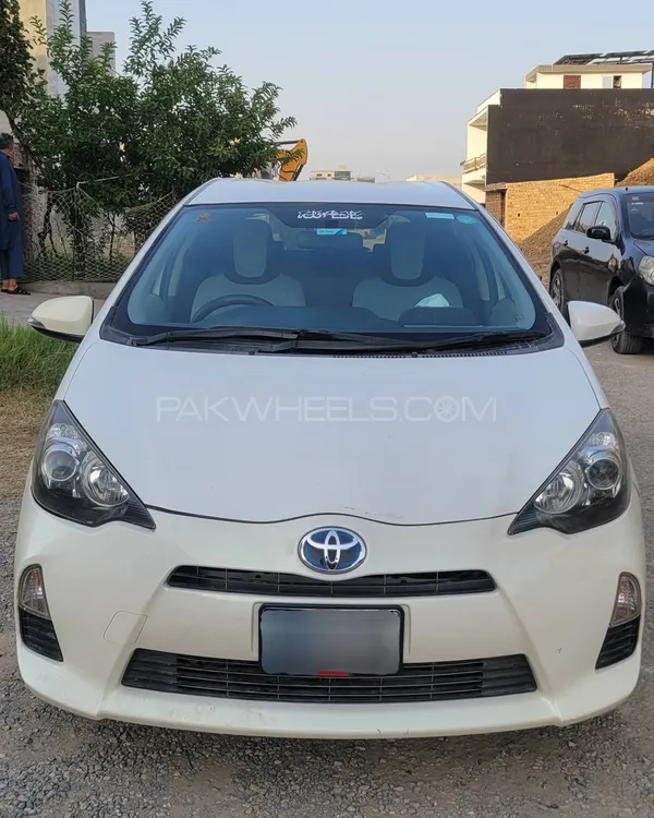 Toyota Aqua 2013 for Sale in Islamabad Image-1