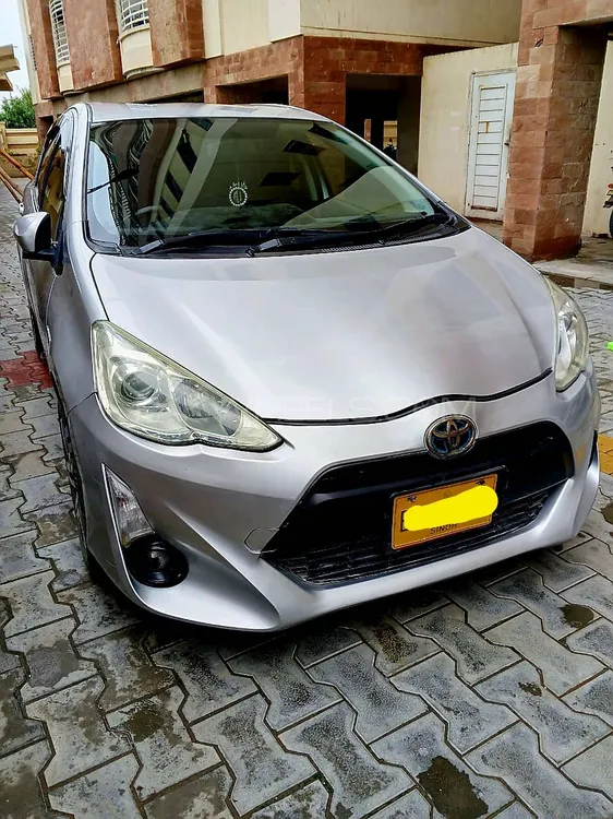 Toyota Aqua 2015 for Sale in Karachi Image-1
