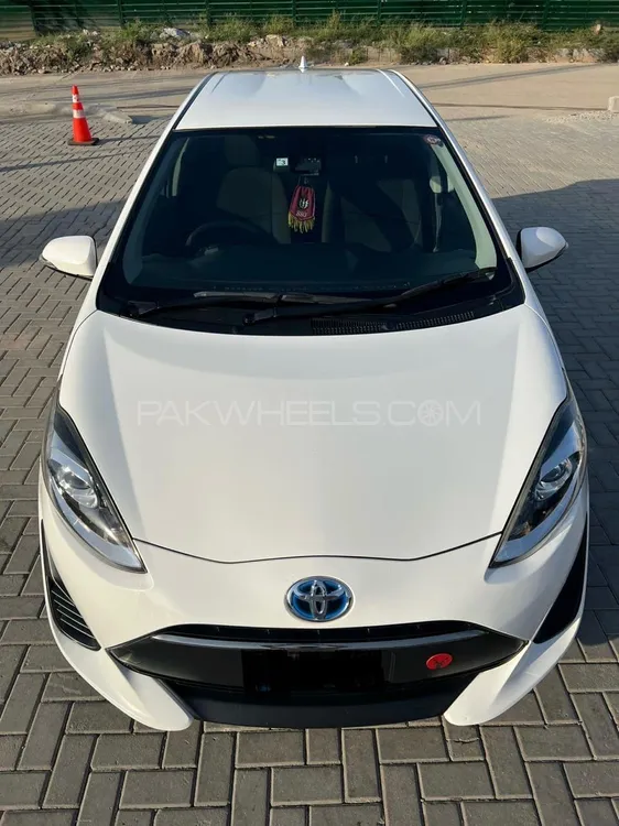 Toyota Aqua 2018 for Sale in Islamabad Image-1