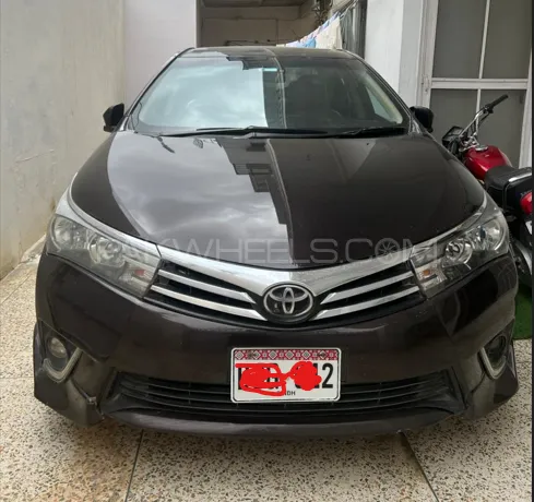 Toyota Corolla 2017 for Sale in Karachi Image-1