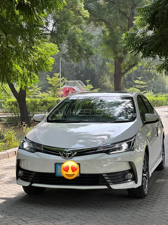 Toyota Corolla 2020 for Sale in Faisalabad Image-1