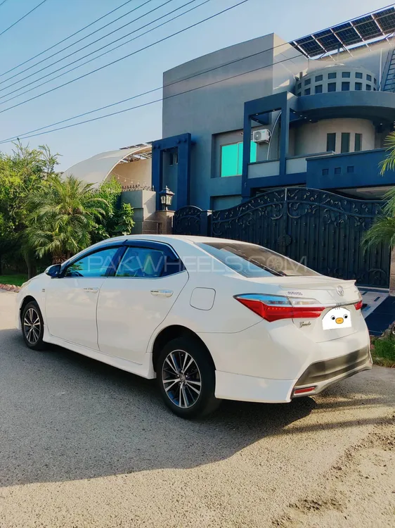 Toyota Corolla 2020 for Sale in Lahore Image-1
