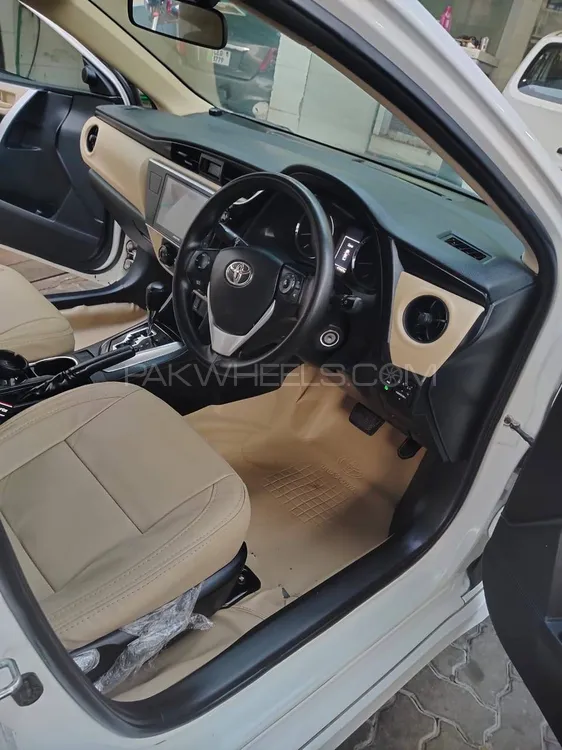 Toyota Corolla 2021 for Sale in Faisalabad Image-1