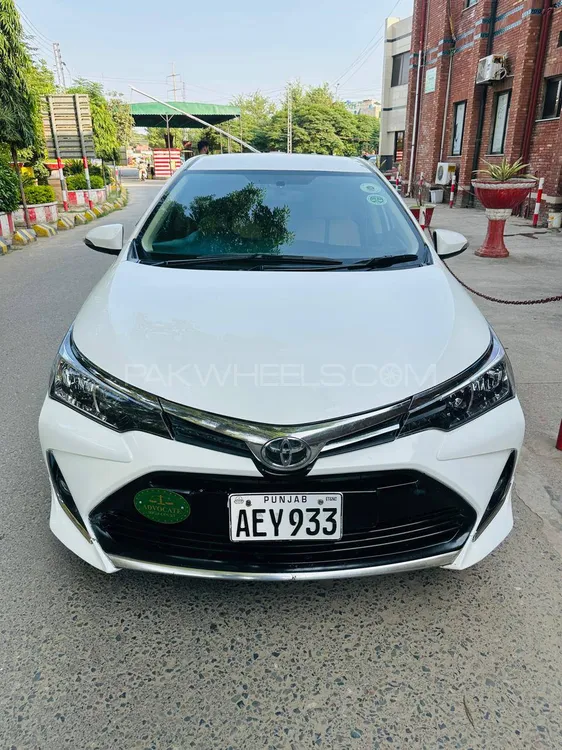 Toyota Corolla 2021 for Sale in Lahore Image-1