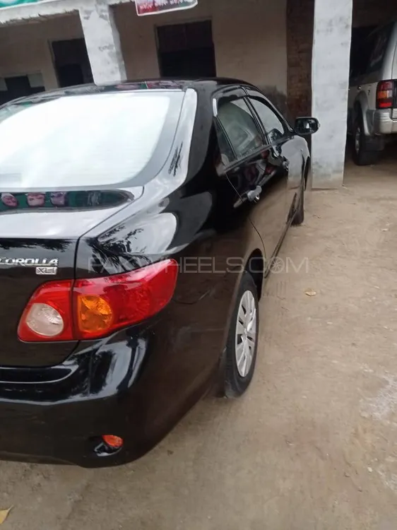 Toyota Corolla Axio 2010 for Sale in Multan Image-1