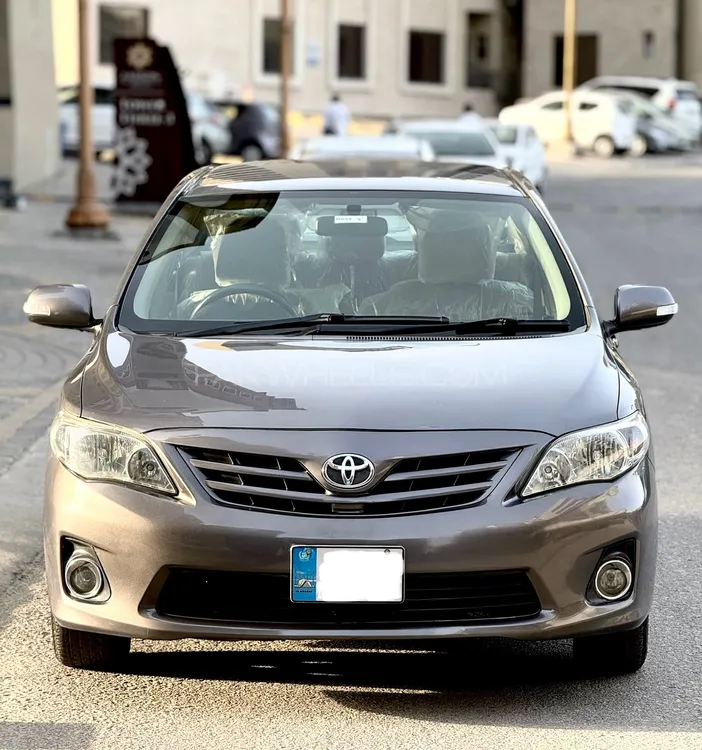 Toyota Corolla 2013 for Sale in Islamabad Image-1