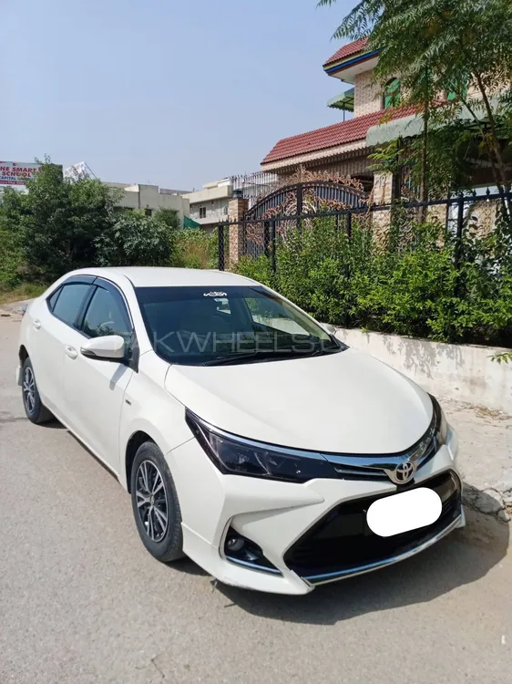 Toyota Corolla 2015 for Sale in Islamabad Image-1