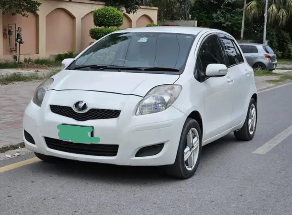 Toyota Vitz 2008 for Sale in Islamabad Image-1