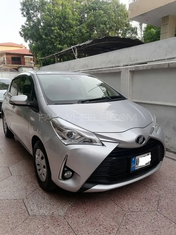 Toyota Vitz 2019 for Sale in Islamabad Image-1
