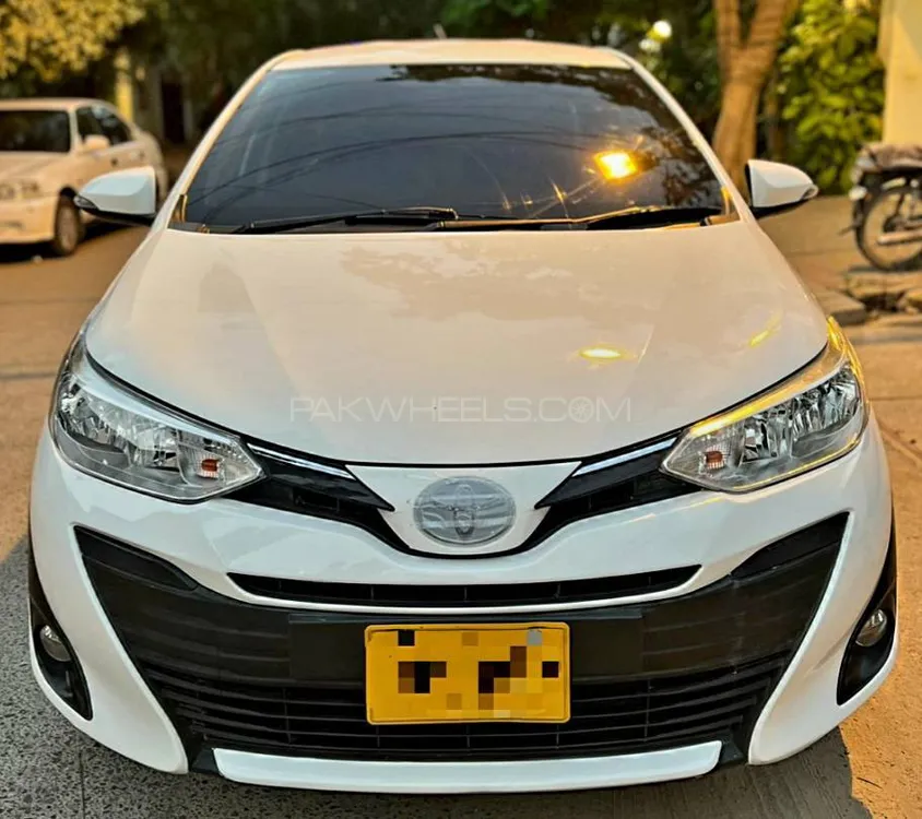Toyota Yaris Sedan 2020 for Sale in Karachi Image-1