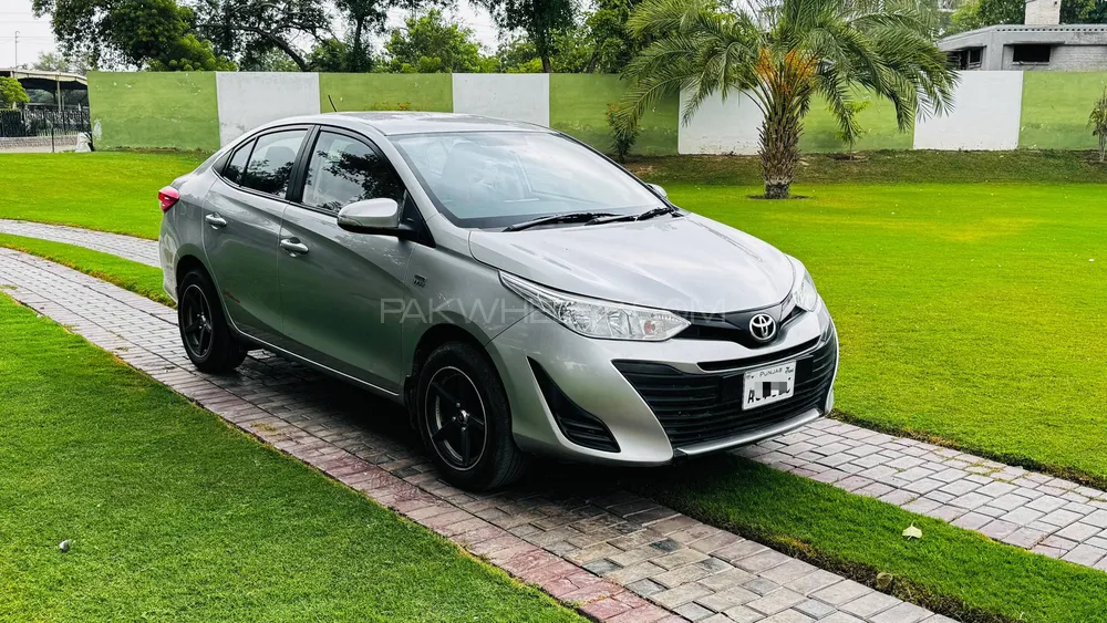 Toyota Yaris Sedan 2021 for Sale in Multan Image-1