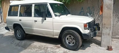Mitsubishi Pajero Exceed 2.5D 1985