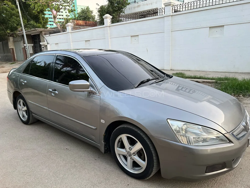 Honda Accord 2005 for Sale in Karachi Image-1