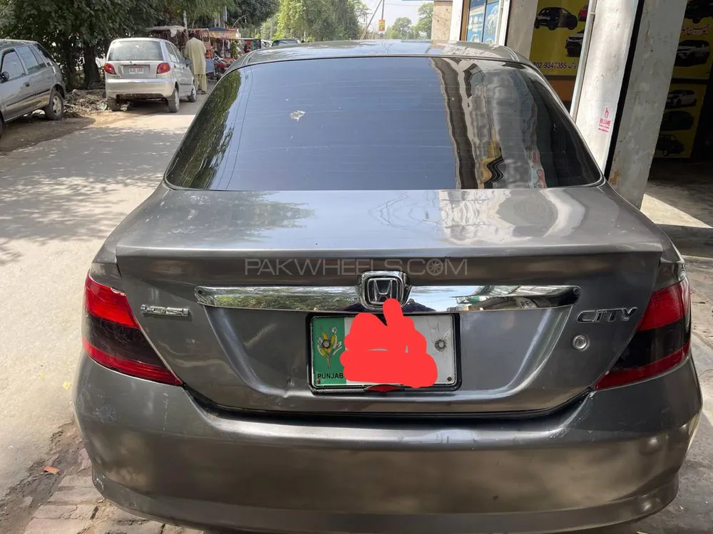 Honda City 2005 for Sale in Sahiwal Image-1