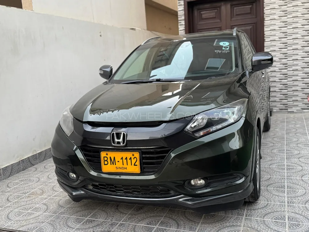Honda Vezel 2013 for Sale in Karachi Image-1