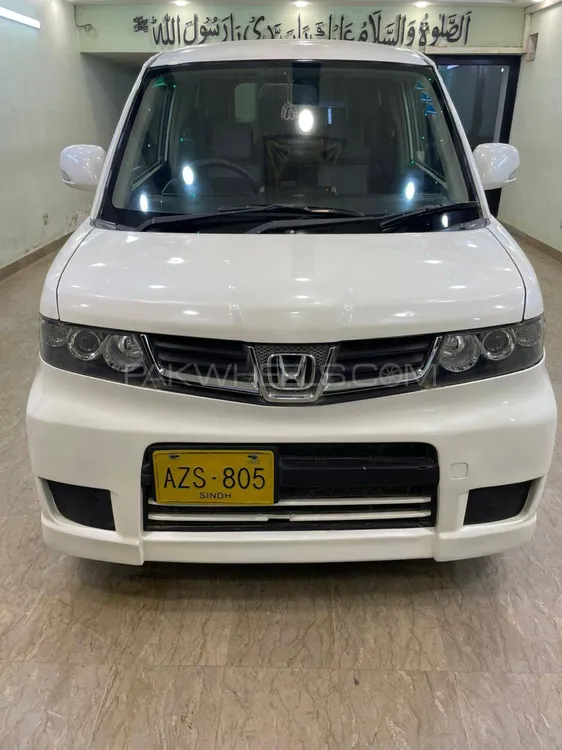 Honda Zest 2010 for Sale in Karachi Image-1