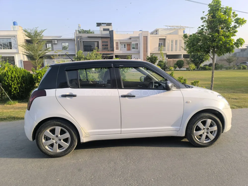 Suzuki Swift 2021 for Sale in Multan Image-1