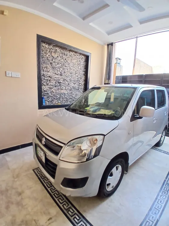 Suzuki Wagon R 2017 for Sale in Lahore Image-1