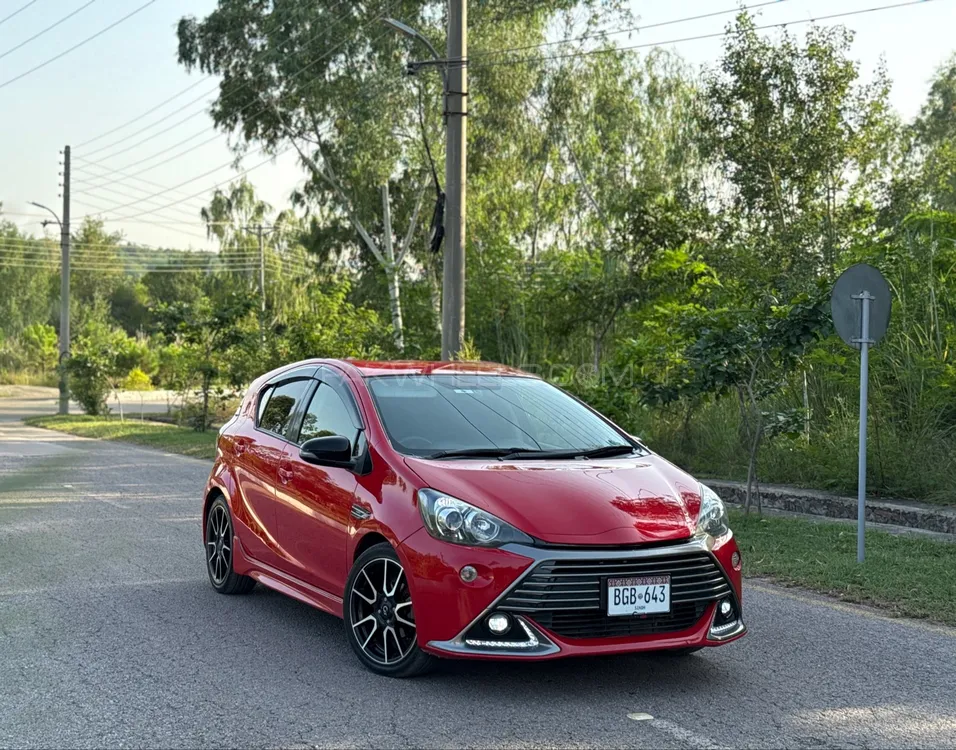 Toyota Aqua 2013 for Sale in Islamabad Image-1
