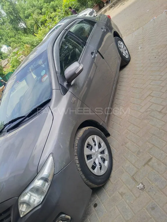 Toyota Corolla 2013 for Sale in Karachi Image-1