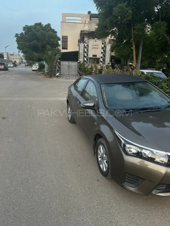 Toyota Corolla 2014 for Sale in Karachi Image-1