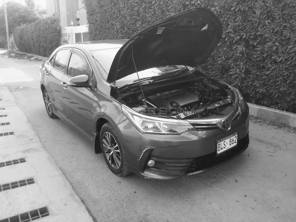 Toyota Corolla 2018 for Sale in Karachi Image-1