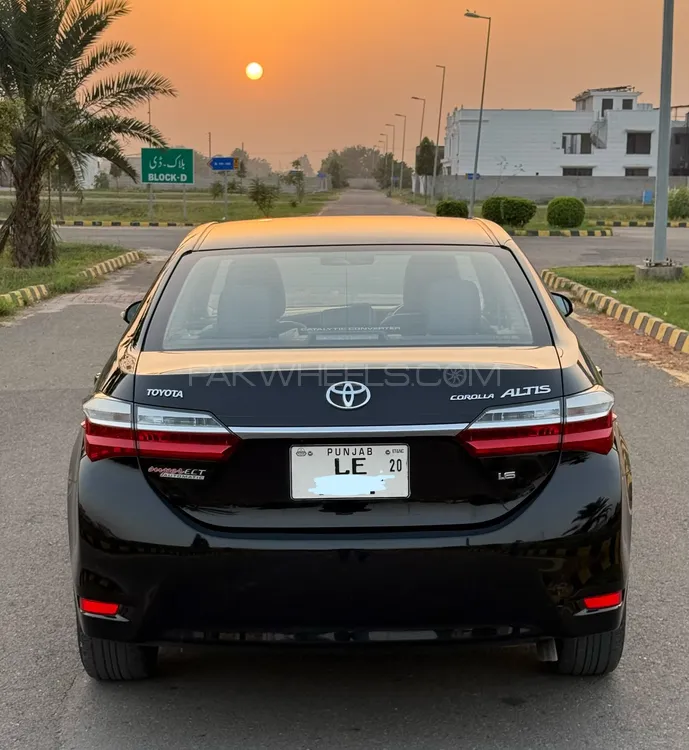 Toyota Corolla 2019 for Sale in Sialkot Image-1