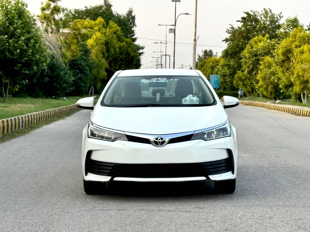 Toyota Corolla 2019 for Sale in Mardan Image-1