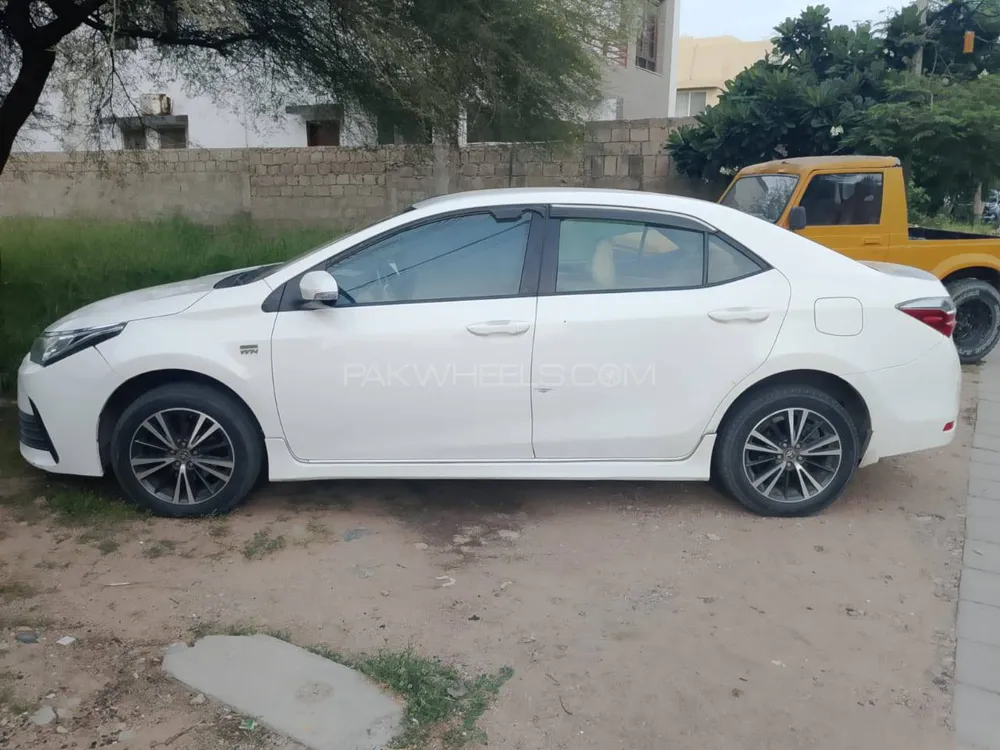 Toyota Corolla 2019 for Sale in Karachi Image-1