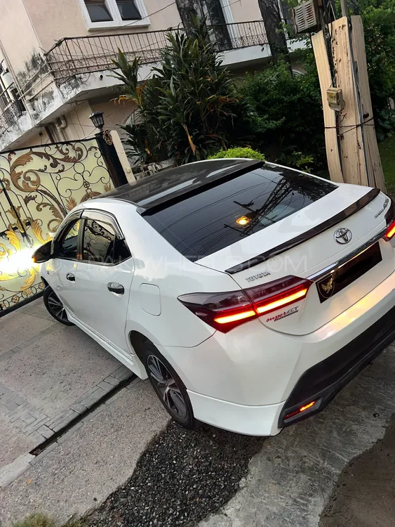 Toyota Corolla 2021 for Sale in Lahore Image-1