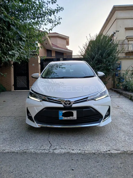 Toyota Corolla 2018 for Sale in Islamabad Image-1