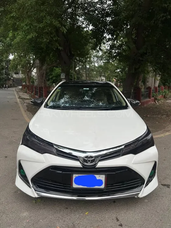 Toyota Corolla 2018 for Sale in Lahore Image-1
