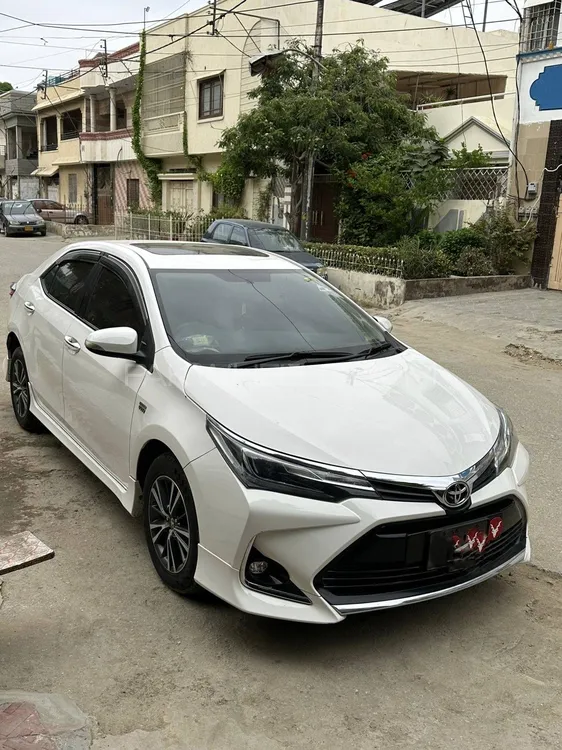 Toyota Corolla 2021 for Sale in Karachi Image-1