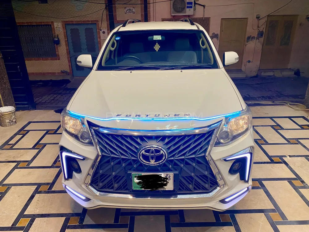 Toyota Fortuner 2013 for Sale in Jhelum Image-1