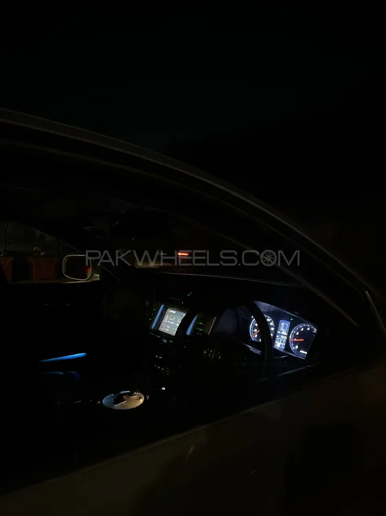 Toyota Mark X 2005 for Sale in Islamabad Image-1