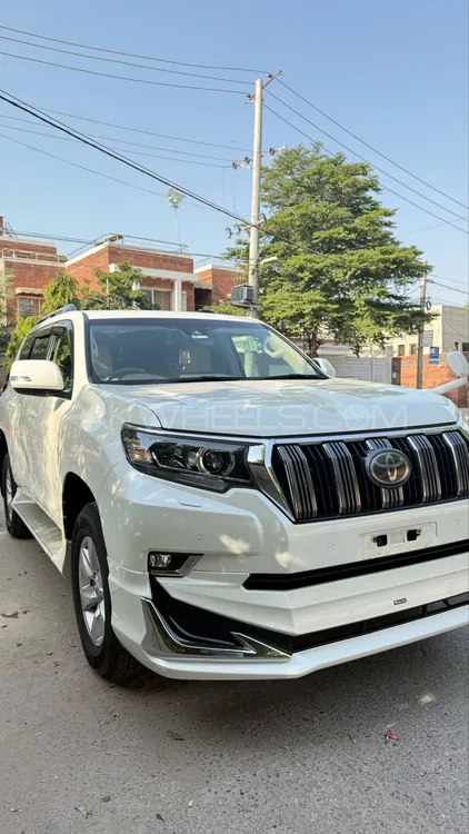 Toyota Prado 2018 for Sale in Multan Image-1