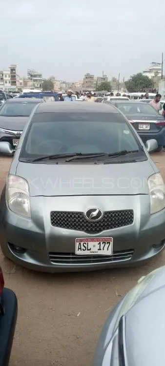 Toyota Vitz 2007 for Sale in Karachi Image-1